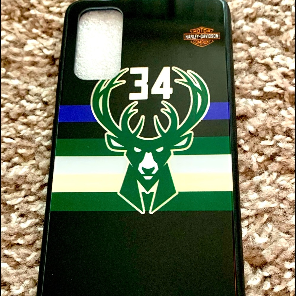 Milwaukee Bucks Champions iPhone 11 Case